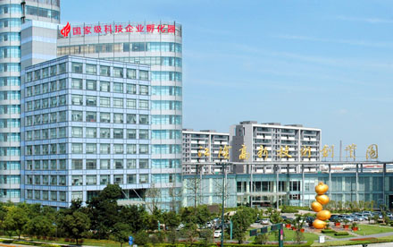 江阴基地坐位于国家级高新区